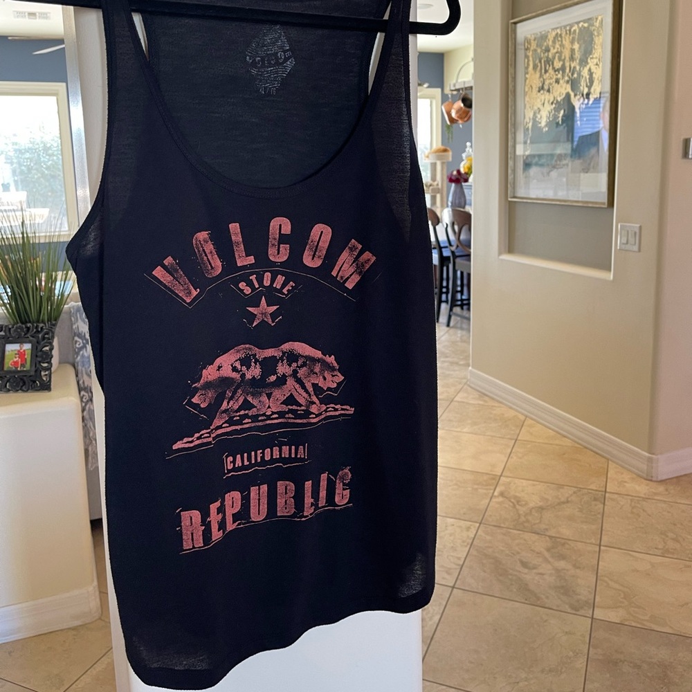 Vintage Women’s XL Volcom Stone California Stone Black Tank Top